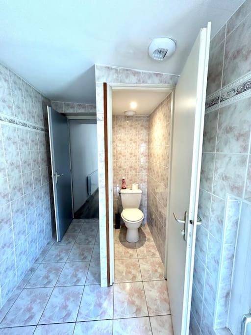 Charmant Studio De 50 M2 Шомон Екстер'єр фото